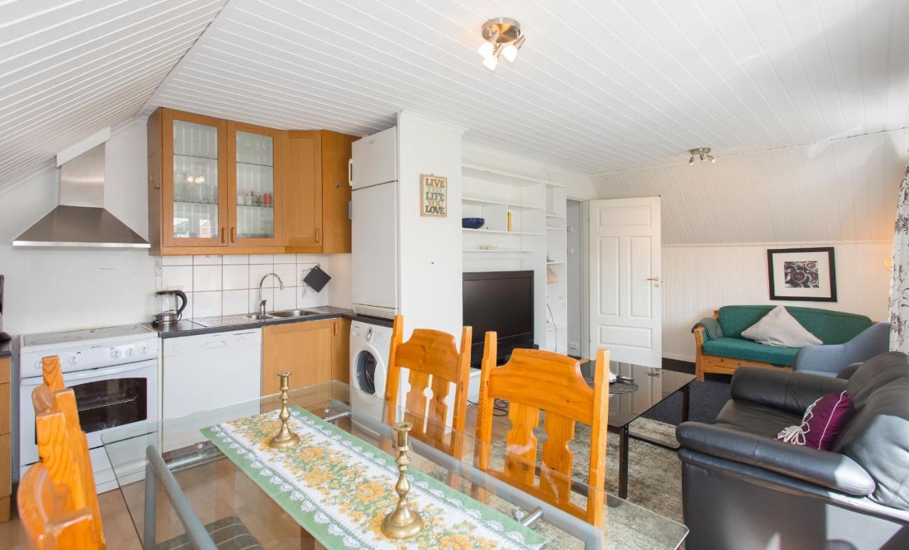 Mandal Apartment Mit Moeglichkeit Ein Boot Zu Benutzen Und Angeln Eksteriør billede